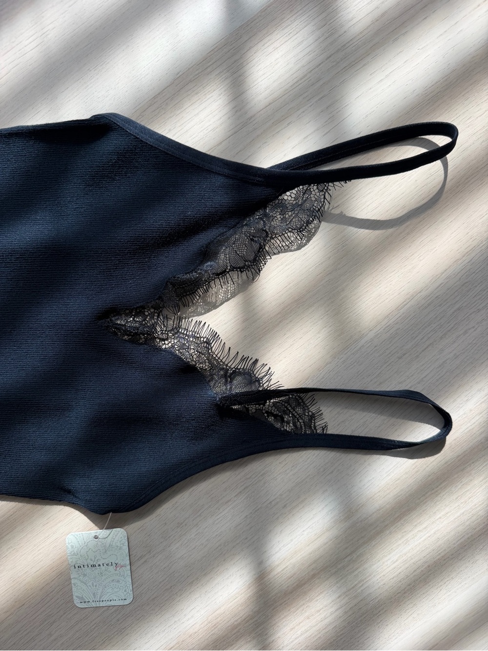Free People Intimately Lace Trim Cami XS/S Black Ribbed Eyelash V-Neck Tank NWT - Picture 7 of 10